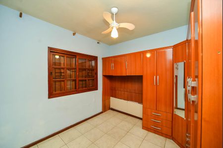 Casa à venda com 240m², 3 quartos e 2 vagasQuarto 2