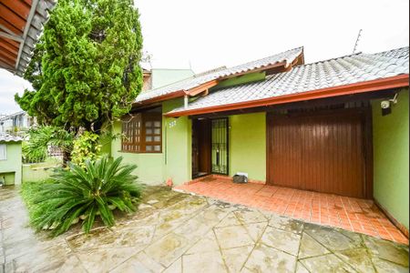 Casa à venda com 240m², 3 quartos e 2 vagasFachada