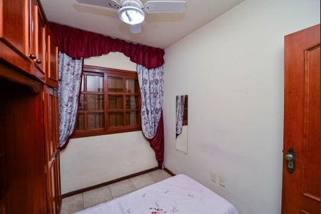 Casa à venda com 240m², 3 quartos e 2 vagasQuarto 1
