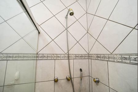 Casa à venda com 240m², 3 quartos e 2 vagasBanheiro Social