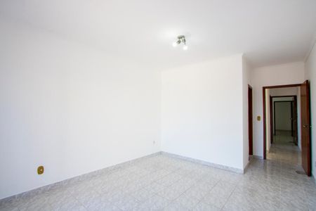 Casa à venda com 162m², 3 quartos e 2 vagas Casa à venda com 162m², 3 quartos e 2 vagasSuíte