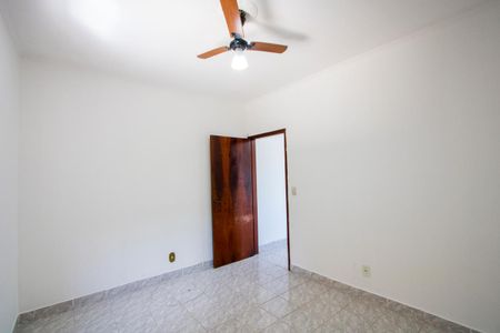 Casa à venda com 162m², 3 quartos e 2 vagas Casa à venda com 162m², 3 quartos e 2 vagasQuarto 2