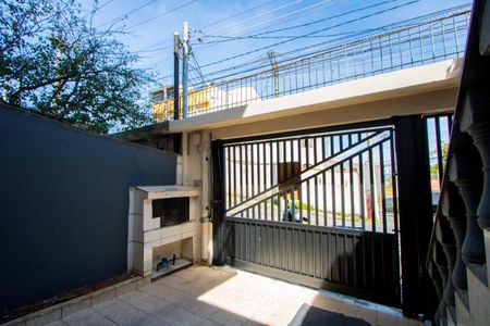 Casa à venda com 162m², 3 quartos e 2 vagas Casa à venda com 162m², 3 quartos e 2 vagasÁrea externa