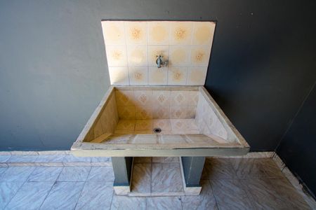 Casa à venda com 162m², 3 quartos e 2 vagas Casa à venda com 162m², 3 quartos e 2 vagasÁrea de serviço