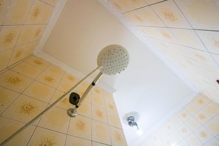 Casa à venda com 162m², 3 quartos e 2 vagas Casa à venda com 162m², 3 quartos e 2 vagasBanheiro social