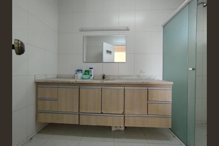 Apartamento à venda com 98m², 3 quartos e 1 vaga Apartamento à venda com 98m², 3 quartos e 1 vagaBanheiro - torneira