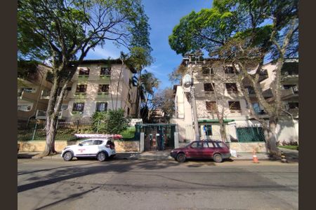 Apartamento à venda com 98m², 3 quartos e 1 vaga Apartamento à venda com 98m², 3 quartos e 1 vagaFachada e portaria