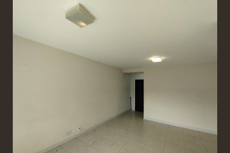 Apartamento à venda com 98m², 3 quartos e 1 vaga Apartamento à venda com 98m², 3 quartos e 1 vagaSala