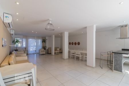 Apartamento à venda com 68m², 3 quartos e 1 vaga Apartamento à venda com 68m², 3 quartos e 1 vagaÁrea comum