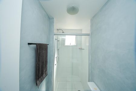 Apartamento à venda com 68m², 3 quartos e 1 vaga Apartamento à venda com 68m², 3 quartos e 1 vagaBanheiro