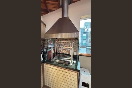 Casa à venda com 191m², 3 quartos e 3 vagas Casa à venda com 191m², 3 quartos e 3 vagasCozinha