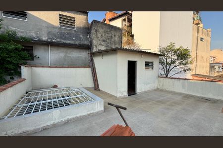 Casa à venda com 191m², 3 quartos e 3 vagas Casa à venda com 191m², 3 quartos e 3 vagasQuintal
