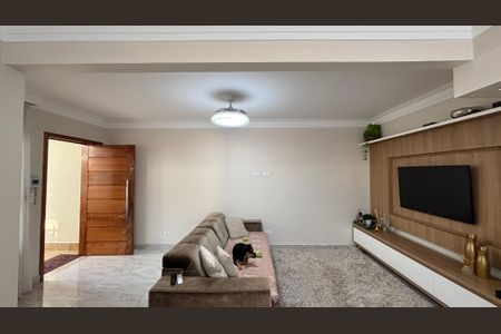 Casa à venda com 191m², 3 quartos e 3 vagas Casa à venda com 191m², 3 quartos e 3 vagasSala