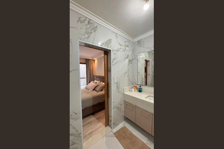 Casa à venda com 191m², 3 quartos e 3 vagas Casa à venda com 191m², 3 quartos e 3 vagasBanheiro da Suíte 2