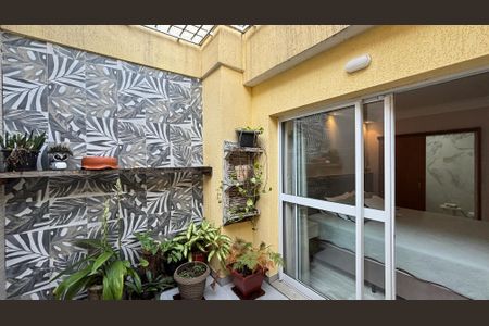 Casa à venda com 191m², 3 quartos e 3 vagas Casa à venda com 191m², 3 quartos e 3 vagasVaranda da Suíte