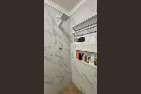 Casa à venda com 191m², 3 quartos e 3 vagas Casa à venda com 191m², 3 quartos e 3 vagasBanheiro da Suíte 2