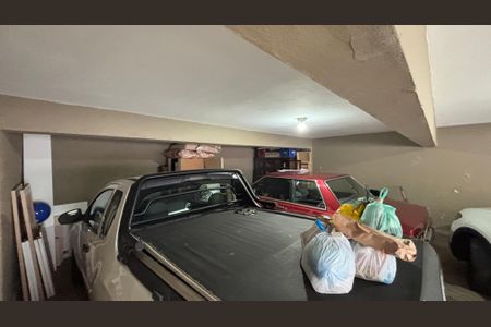 Casa à venda com 191m², 3 quartos e 3 vagas Casa à venda com 191m², 3 quartos e 3 vagasGaragem