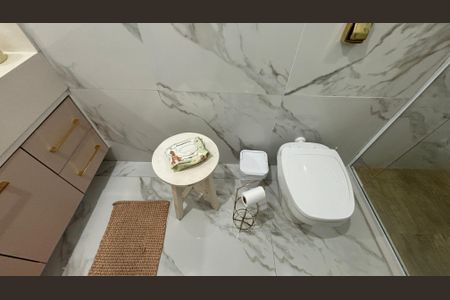 Casa à venda com 191m², 3 quartos e 3 vagas Casa à venda com 191m², 3 quartos e 3 vagasBanheiro da Suíte 2