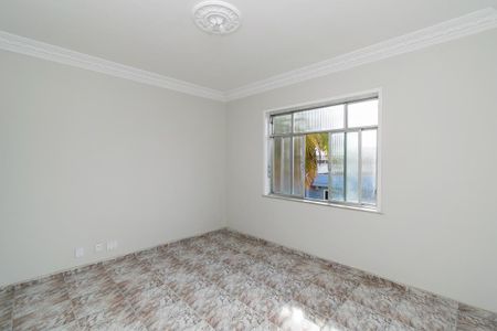 Sala de apartamento à venda com 3 quartos, 90m² em Olaria, Rio de Janeiro