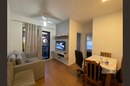 Apartamento à venda com 42m², 2 quartos e sem vaga Apartamento à venda com 42m², 2 quartos e sem vagaSala