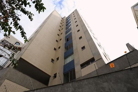 Apartamento à venda com 138m², 3 quartos e 1 vaga Apartamento à venda com 138m², 3 quartos e 1 vagaFachada