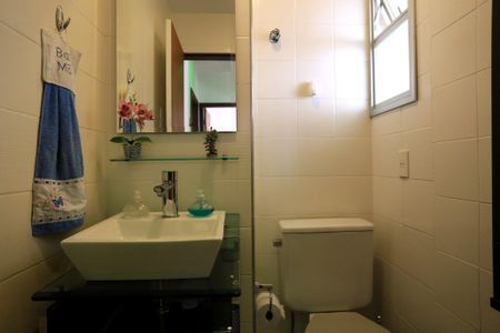 Apartamento à venda com 138m², 3 quartos e 1 vaga Apartamento à venda com 138m², 3 quartos e 1 vagaLavabo