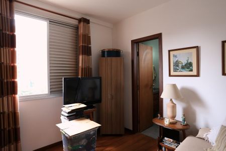 Apartamento à venda com 138m², 3 quartos e 1 vaga Apartamento à venda com 138m², 3 quartos e 1 vagaSuíte 2