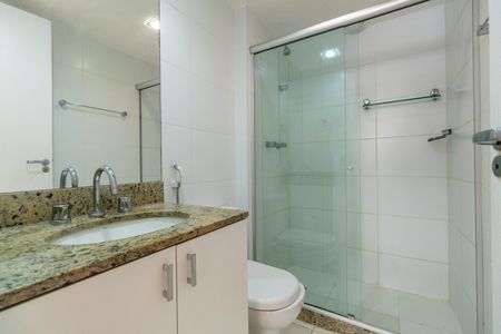 Apartamento à venda com 94m², 3 quartos e 2 vagasBanheiro Social