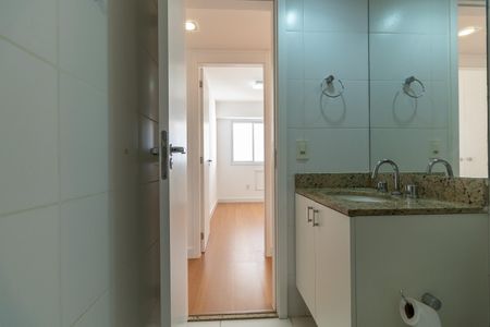 Apartamento à venda com 94m², 3 quartos e 2 vagasBanheiro Social