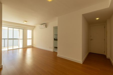 Apartamento à venda com 94m², 3 quartos e 2 vagasSala