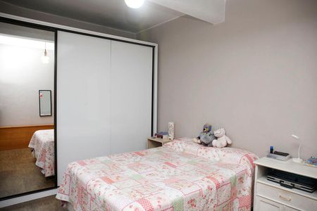 Quarto 1 de apartamento à venda com 2 quartos, 72m² em Santana, Porto Alegre