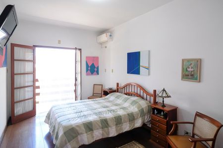 Casa à venda com 456m², 4 quartos e 5 vagasSuíte 1