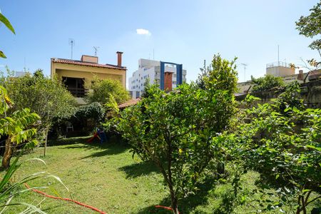 Casa à venda com 456m², 4 quartos e 5 vagasQuintal