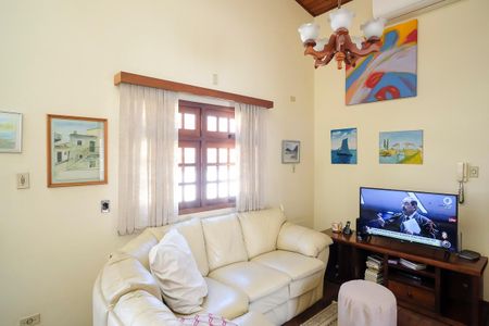 Casa à venda com 456m², 4 quartos e 5 vagasSala de TV