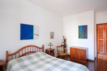 Casa à venda com 456m², 4 quartos e 5 vagasSuíte 1