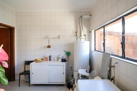 Casa à venda com 456m², 4 quartos e 5 vagasÁrea de serviço