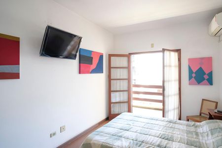 Casa à venda com 456m², 4 quartos e 5 vagasSuíte 1