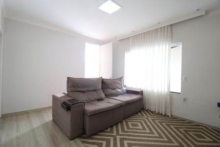 Sala de casa para alugar com 4 quartos, 172m² em Laranjeiras, Uberlândia