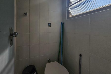 Apartamento para alugar com 75m², 2 quartos e 1 vagaBanheiro de Serviço