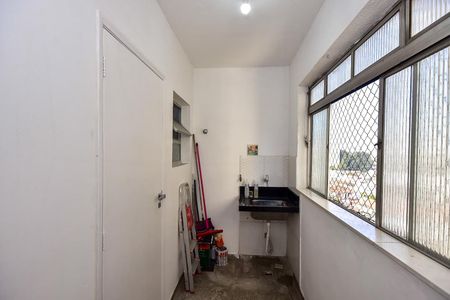 Apartamento para alugar com 75m², 2 quartos e 1 vagaÁrea de Serviço