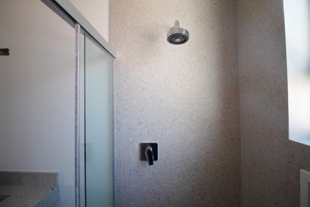 Apartamento à venda com 87m², 2 quartos e sem vaga Apartamento à venda com 87m², 2 quartos e sem vagaBanheiro