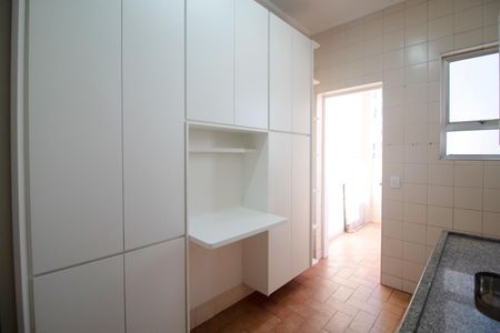 Apartamento à venda com 87m², 2 quartos e sem vaga Apartamento à venda com 87m², 2 quartos e sem vagaCozinha