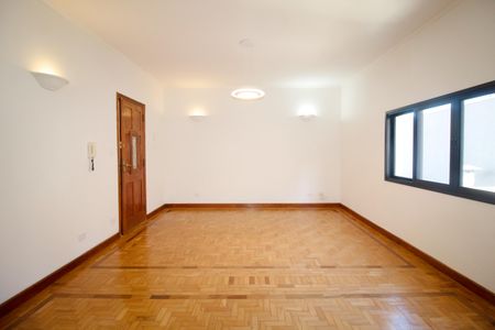 Apartamento à venda com 87m², 2 quartos e sem vaga Apartamento à venda com 87m², 2 quartos e sem vagaSala