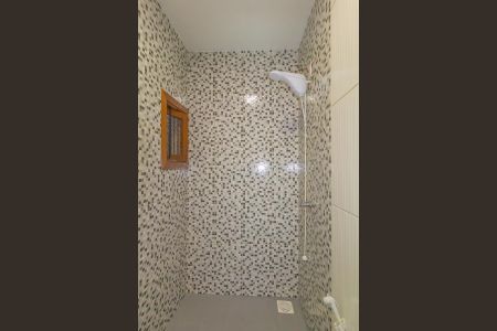 Casa à venda com 160m², 4 quartos e 2 vagas Casa à venda com 160m², 4 quartos e 2 vagasBanheiro da Suíte