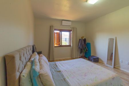 Casa à venda com 160m², 4 quartos e 2 vagas Casa à venda com 160m², 4 quartos e 2 vagasSuíte