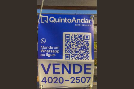 Casa à venda com 160m², 4 quartos e 2 vagas Casa à venda com 160m², 4 quartos e 2 vagasPlaca