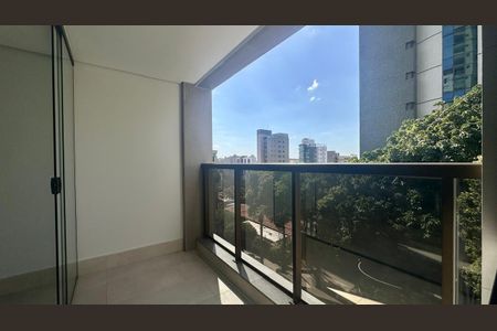 Apartamento à venda com 71m², 2 quartos e 2 vagasVaranda