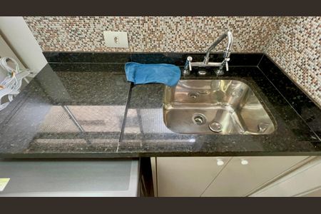 Apartamento à venda com 86m², 3 quartos e 1 vaga Apartamento à venda com 86m², 3 quartos e 1 vagaÁrea de Serviço