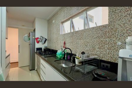 Apartamento à venda com 86m², 3 quartos e 1 vaga Apartamento à venda com 86m², 3 quartos e 1 vagaCozinha