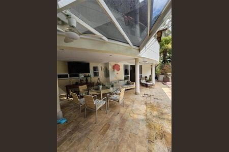 Casa à venda com 499m², 4 quartos e 4 vagas